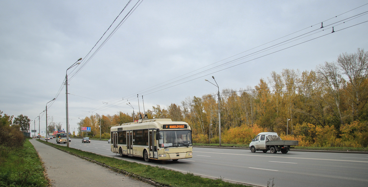 Томск, БКМ 321 № 392