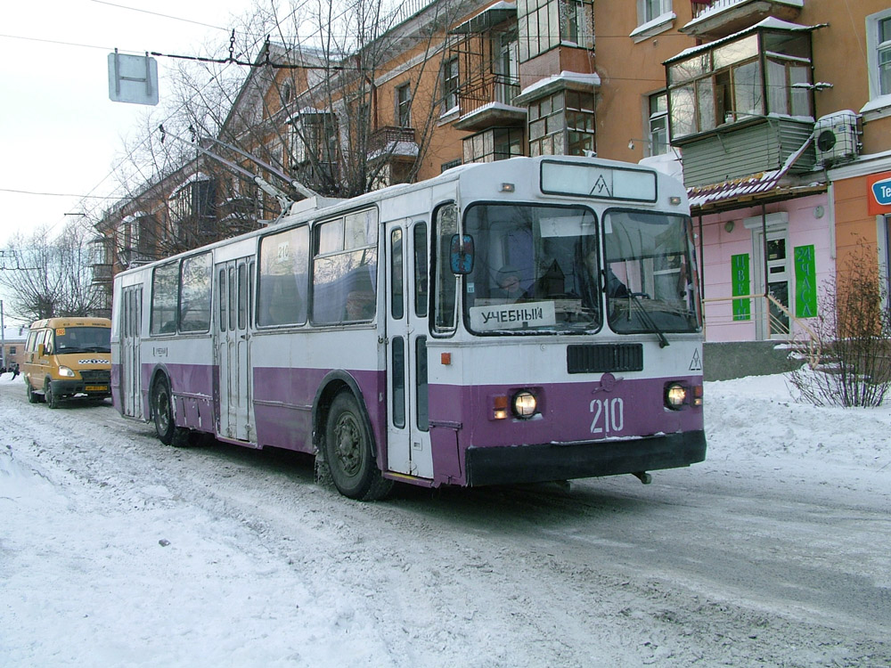 Челябинск, ЗиУ-682Г [Г00] № 210