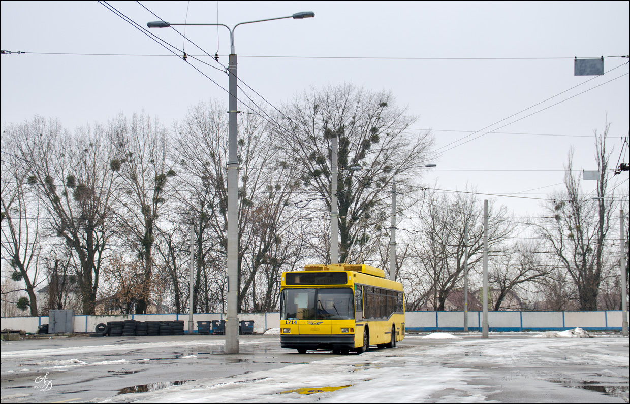 Киев, МАЗ-103Т № 1714