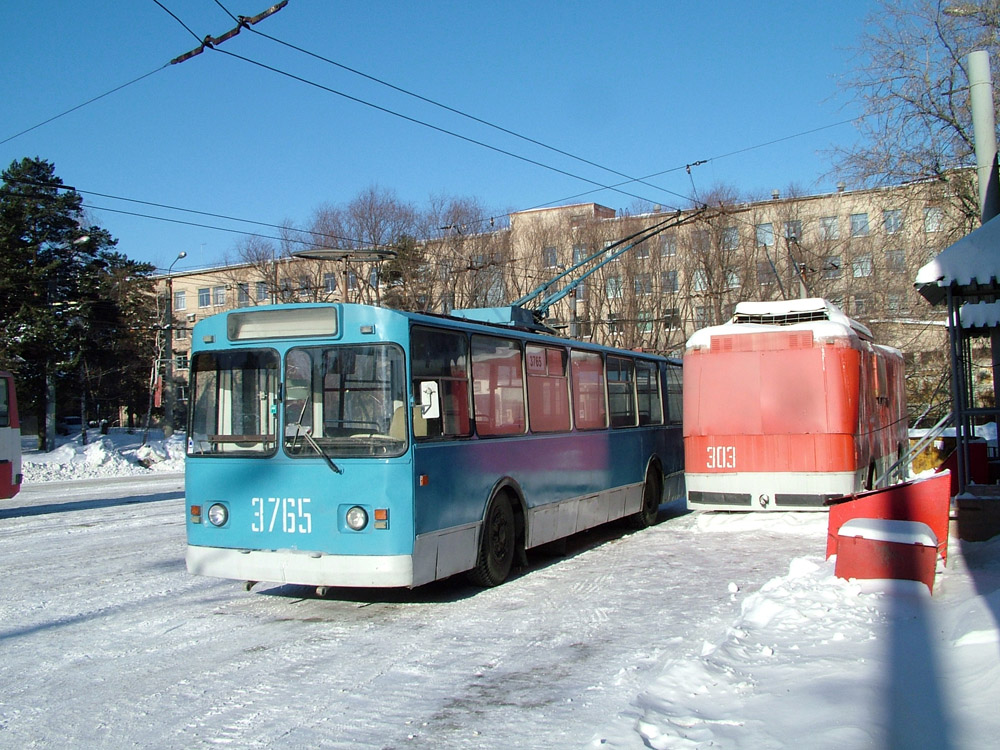 Челябинск, ЗиУ-682В-012 [В0А] № 3765; Челябинск, КТГ-1 № 303