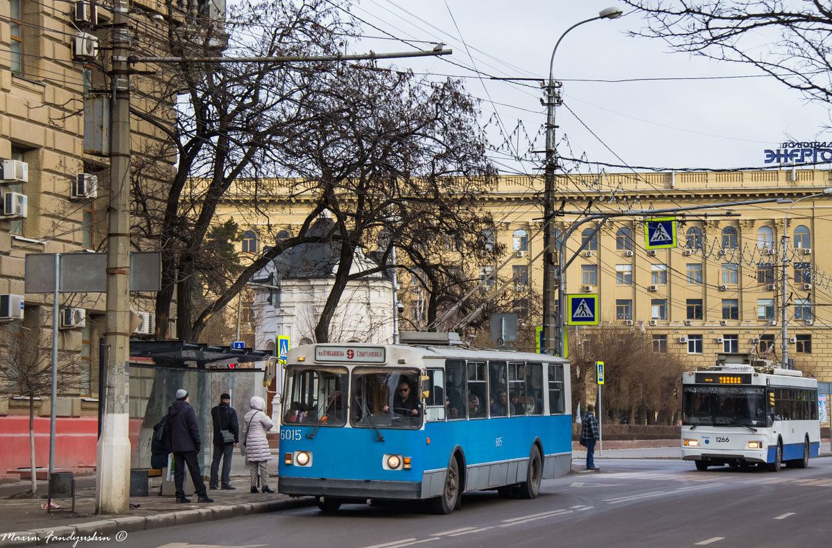 Volgograd, ZiU-682G-012 [G0A] č. 6015; Volgograd, Trolza-5275.03 “Optima” č. 1266