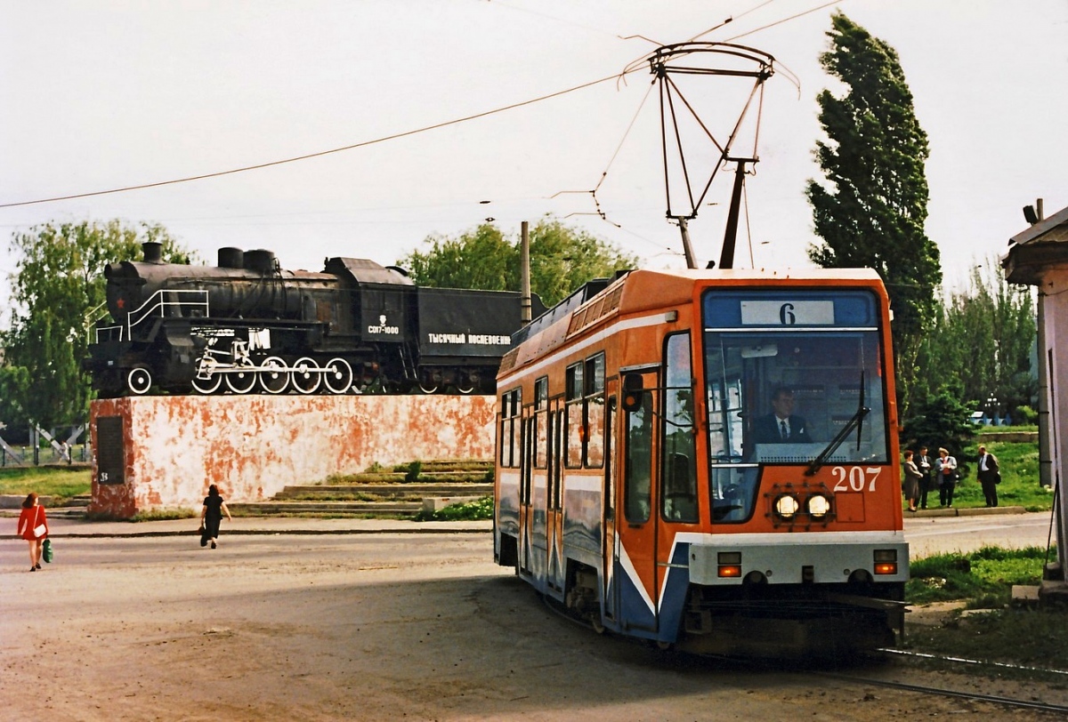 Luhansk, LT-10 č. 207