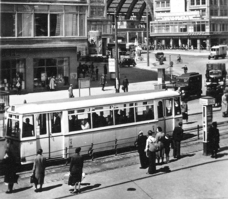 Берлин, B 24 № 20