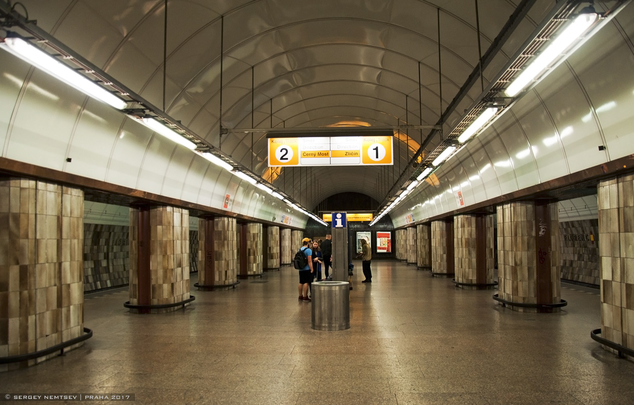 Прага — Метрополитен: линия B