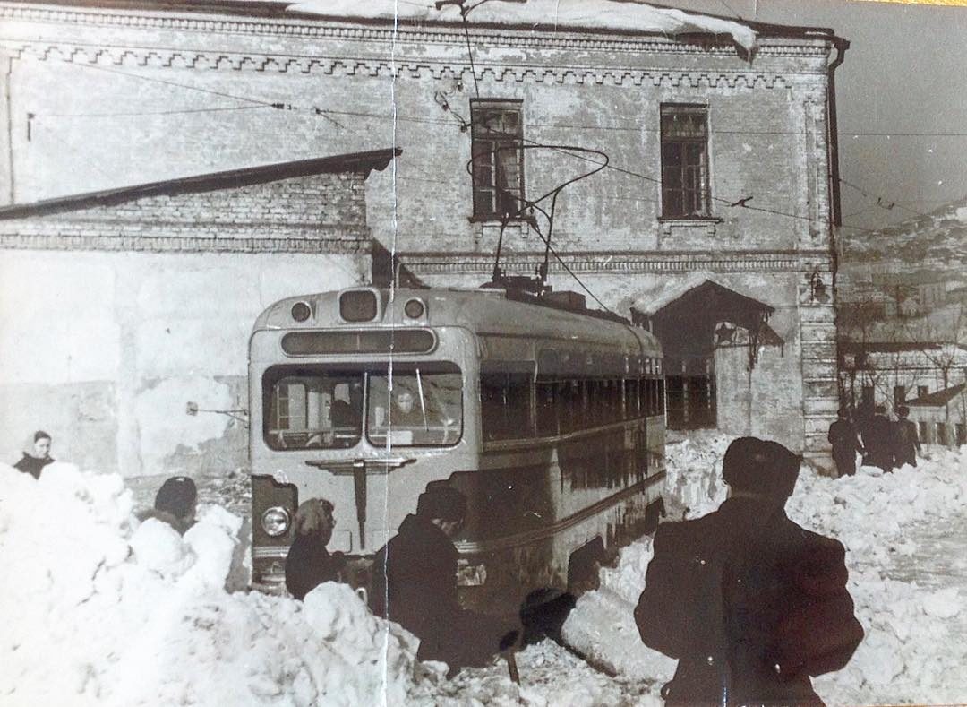 Владивосток — Исторические фотографии — трамвай (1946-1970); Владивосток — Снегопады