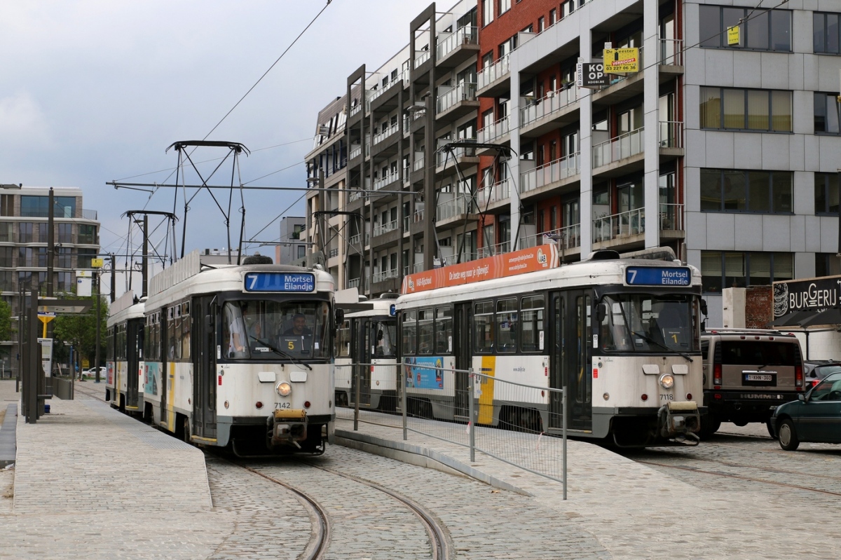 Антверпен, BN PCC Antwerpen (modernised) № 7142; Антверпен, BN PCC Antwerpen (modernised) № 7118