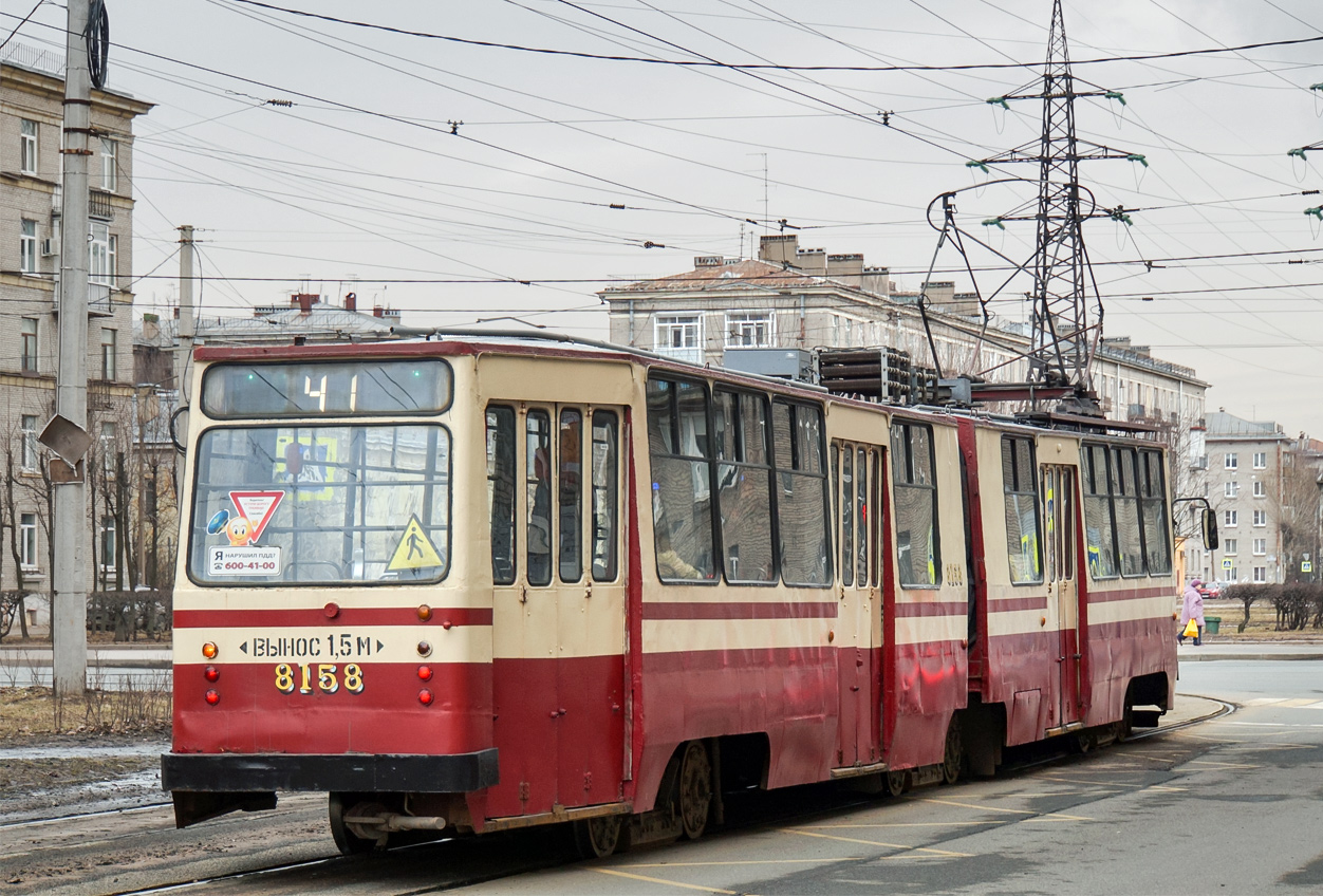 Saint-Petersburg, LVS-86K č. 8158