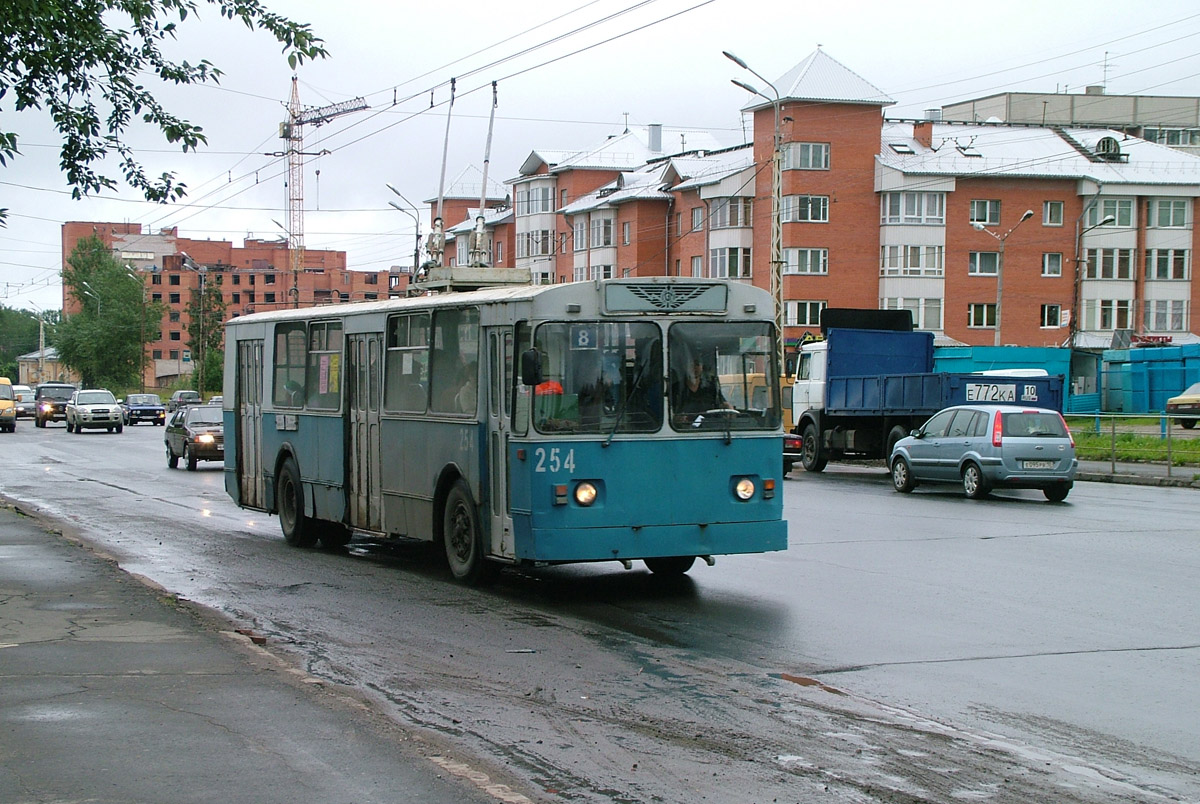 Петрозаводск, ЗиУ-682В-012 [В0А] № 254