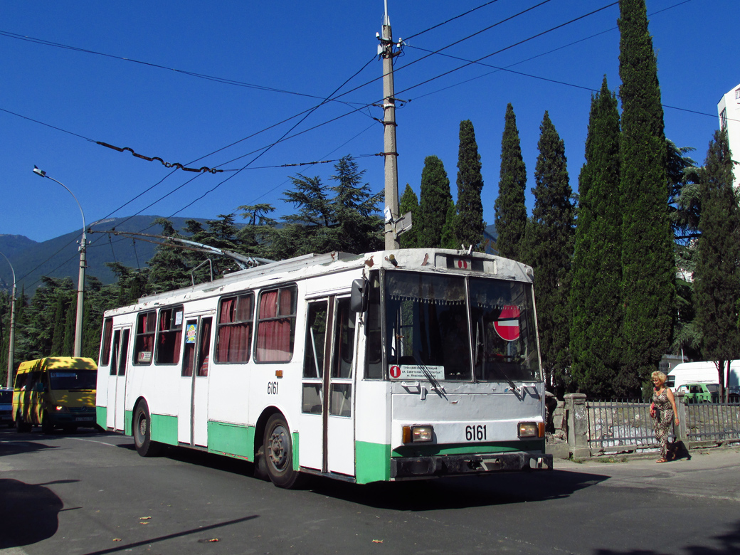 Krimin johdinauto, Škoda 14Tr11/6 # 6161