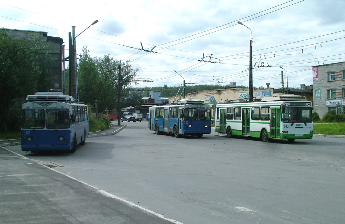Петрозаводск, ЗиУ-682Г [Г00] № 282; Петрозаводск, ВМЗ-170 № 322; Петрозаводск, ЛиАЗ-5280 (ВЗТМ) № 343