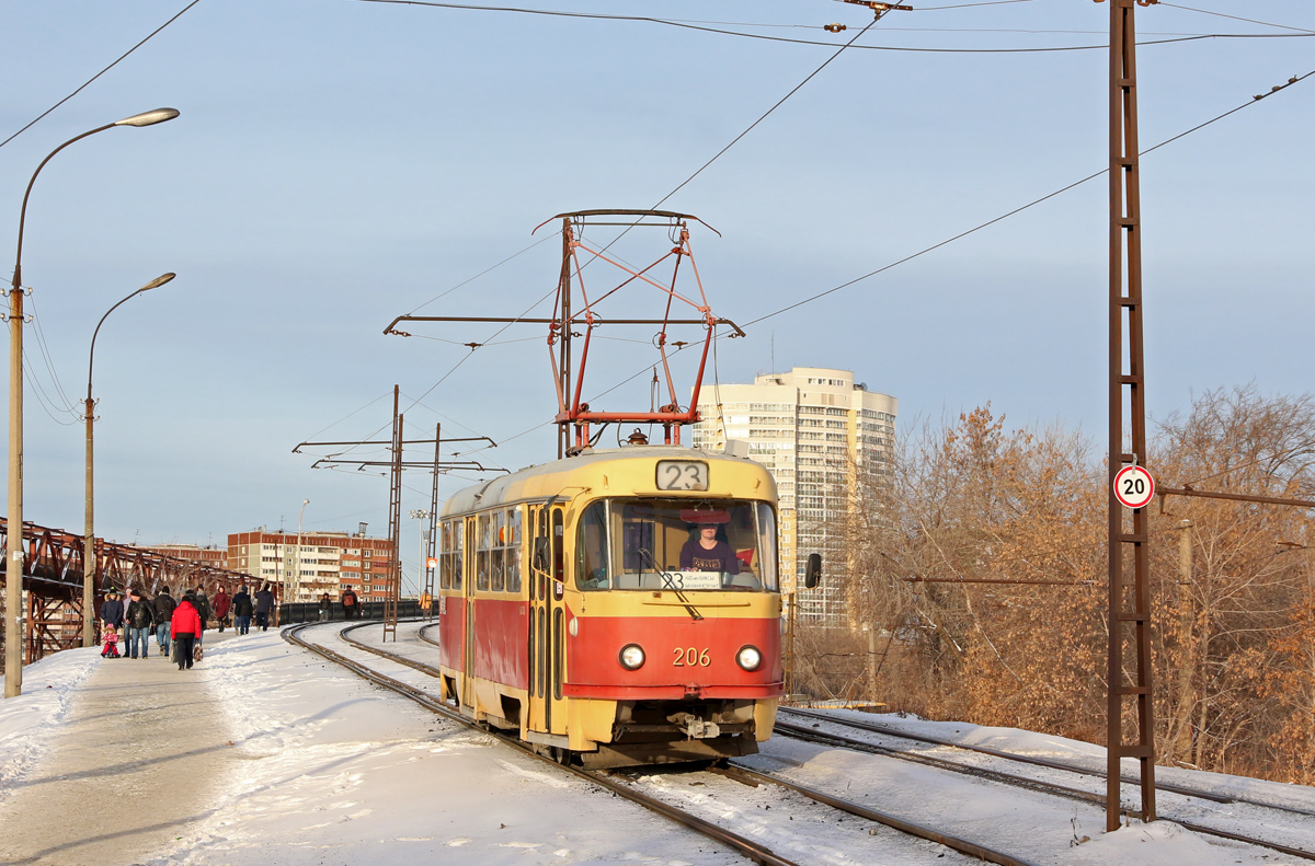 Екатеринбург, Tatra T3SU № 206