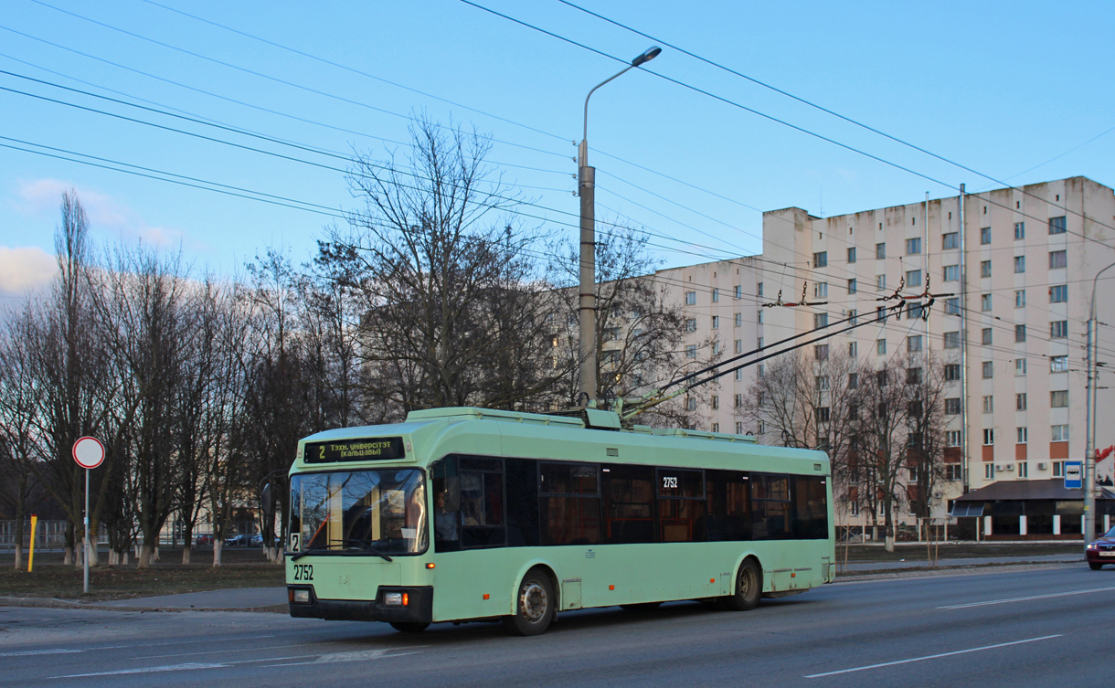 Гомель, БКМ 32102 № 2752