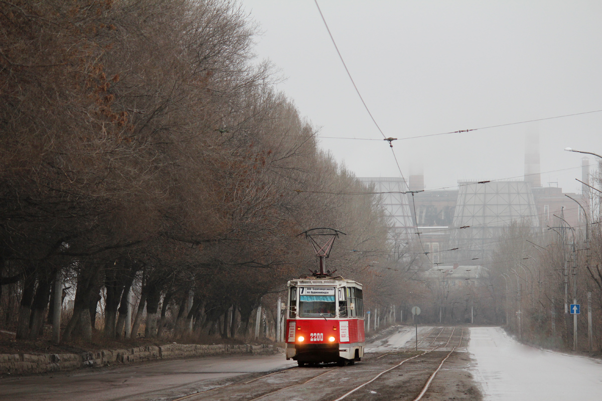 Saratow, 71-605 (KTM-5M3) Nr. 2200
