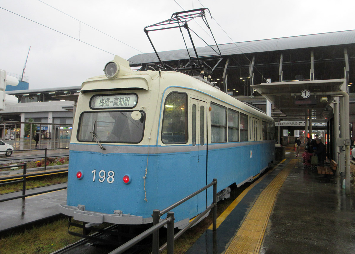 Коти, Четырёхосный моторный Strømmen № 198