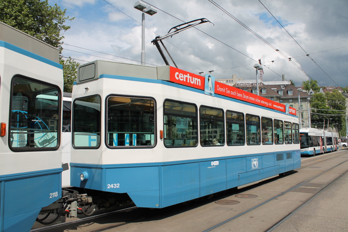 Ciurichas, SWP/SIG/ABB Be 2/4 "Tram 2000 Pony" nr. 2432