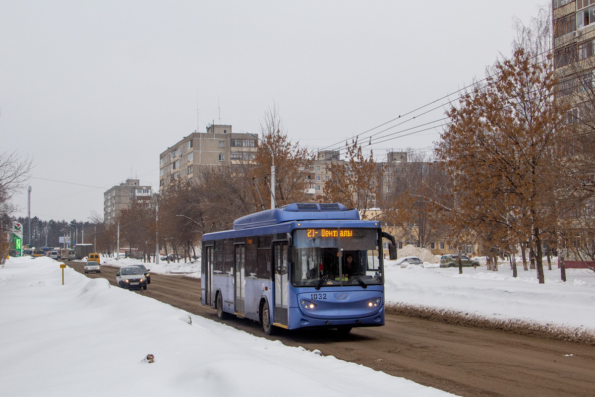Уфа, БТЗ-52763А № 1032