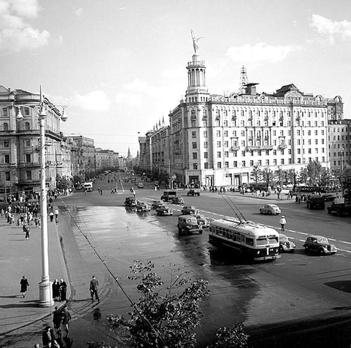 Москва — Виды с высоты; Москва — Исторические фотографии — Трамвай и Троллейбус (1946-1991); Москва — Троллейбусные линии: ЦАО