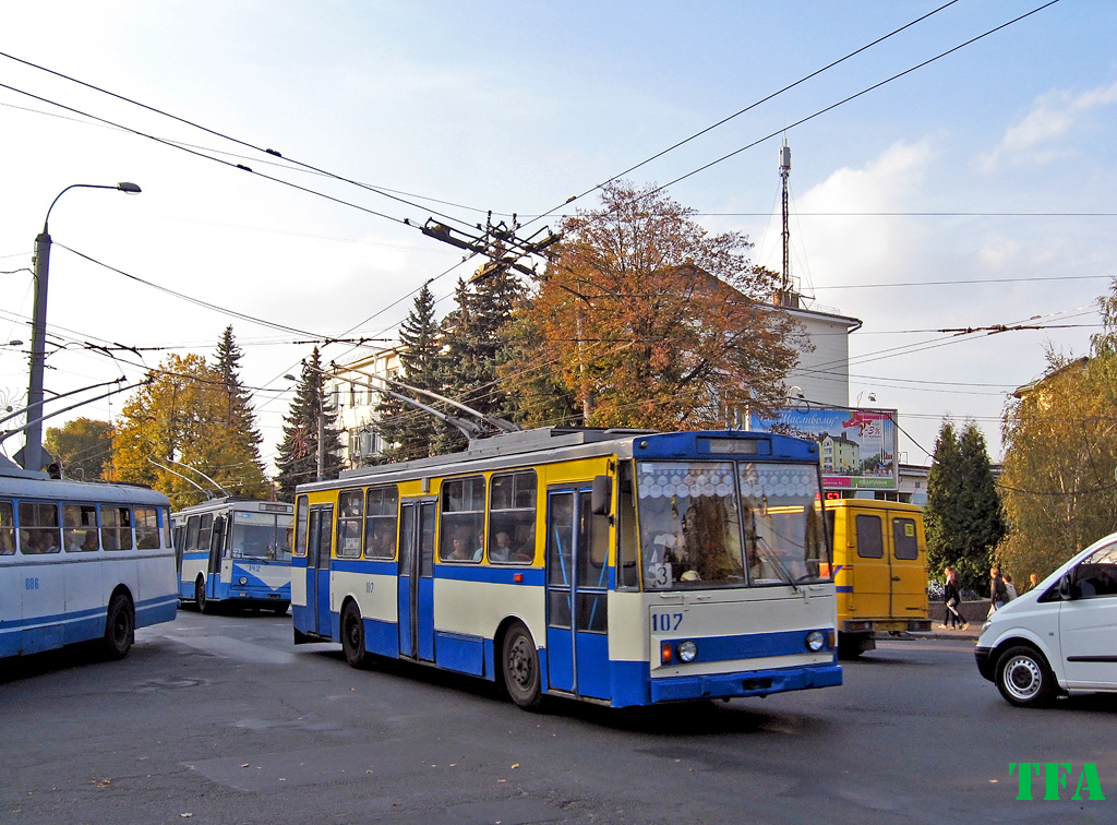 Ровно, Škoda 14Tr89/6 № 107