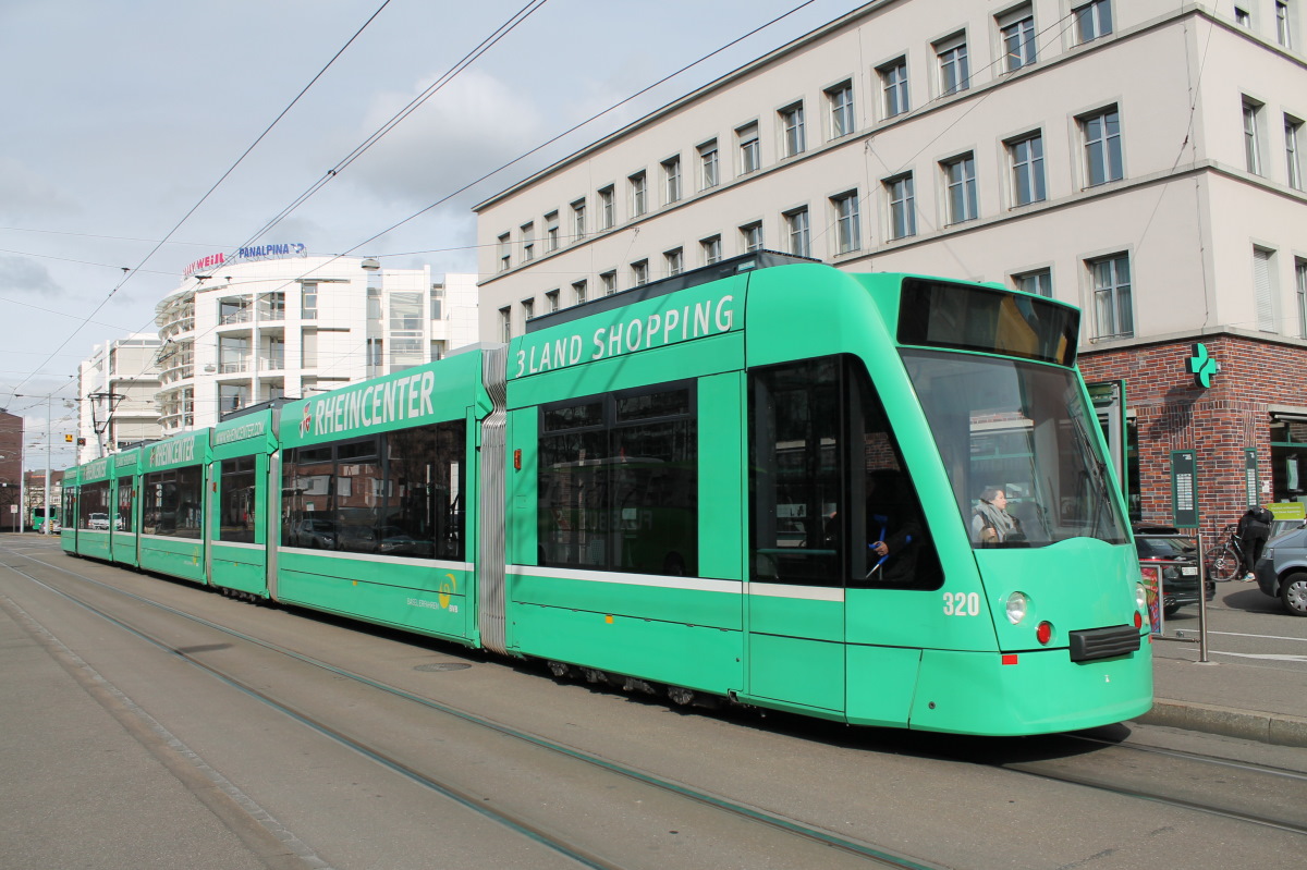 Базель, Siemens Combino № 320