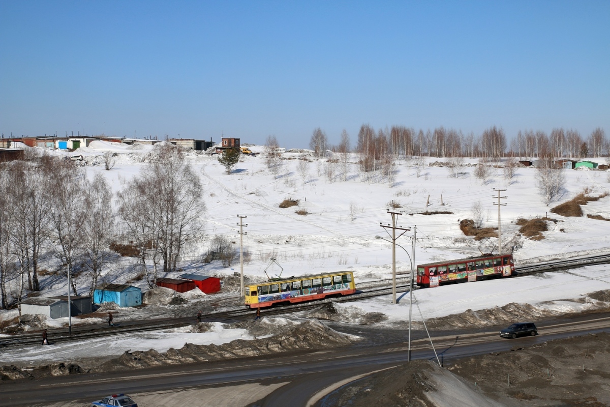 Прокопьевск, 71-605 (КТМ-5М3) № 318; Прокопьевск, 71-605 (КТМ-5М3) № 337; Прокопьевск — Разные фотографии