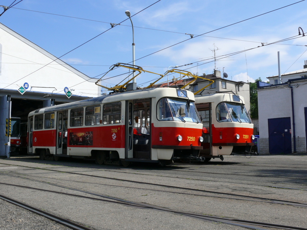 Прага, Tatra T3SUCS № 7250; Прага, Tatra T3SUCS № 7251