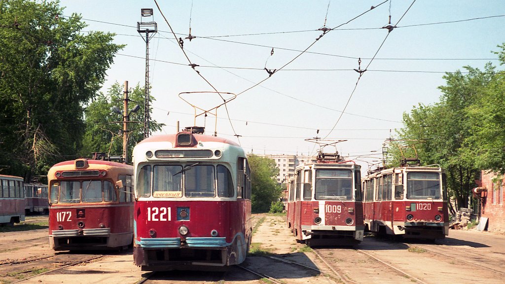 Novosibirsk, RVZ-6M2 № 1172; Novosibirsk, RVZ-6M2 № 1221; Novosibirsk, 71-605 (KTM-5M3) № 1009; Novosibirsk, 71-605 (KTM-5M3) № 1020