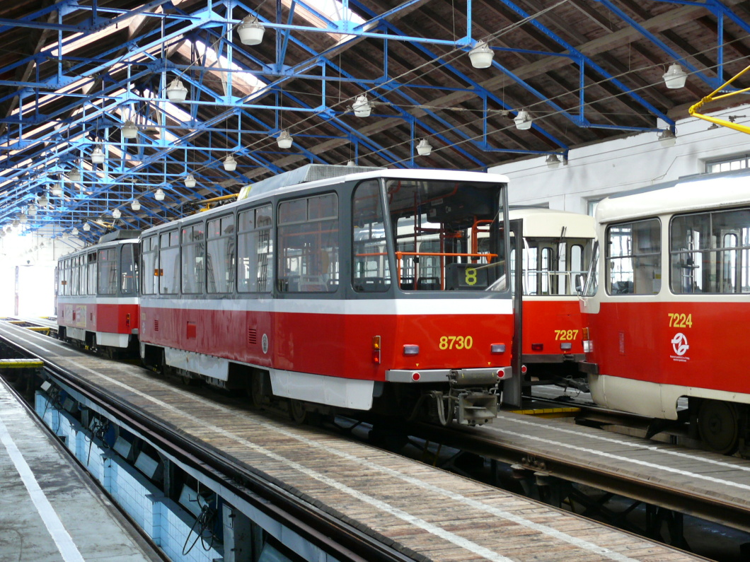 Прага, Tatra T6A5 № 8730