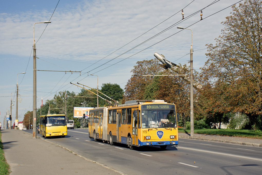Тернополь, Škoda 15Tr13/6M № 173