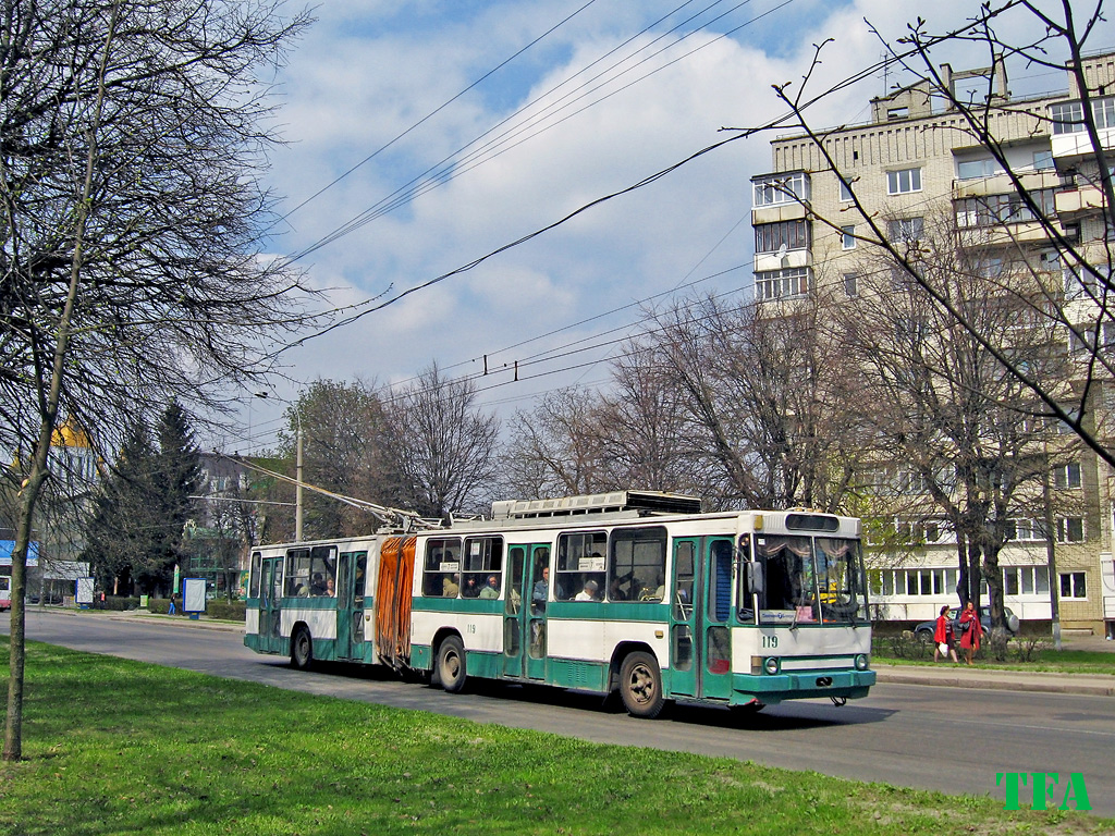 Ровно, ЮМЗ Т1 № 119