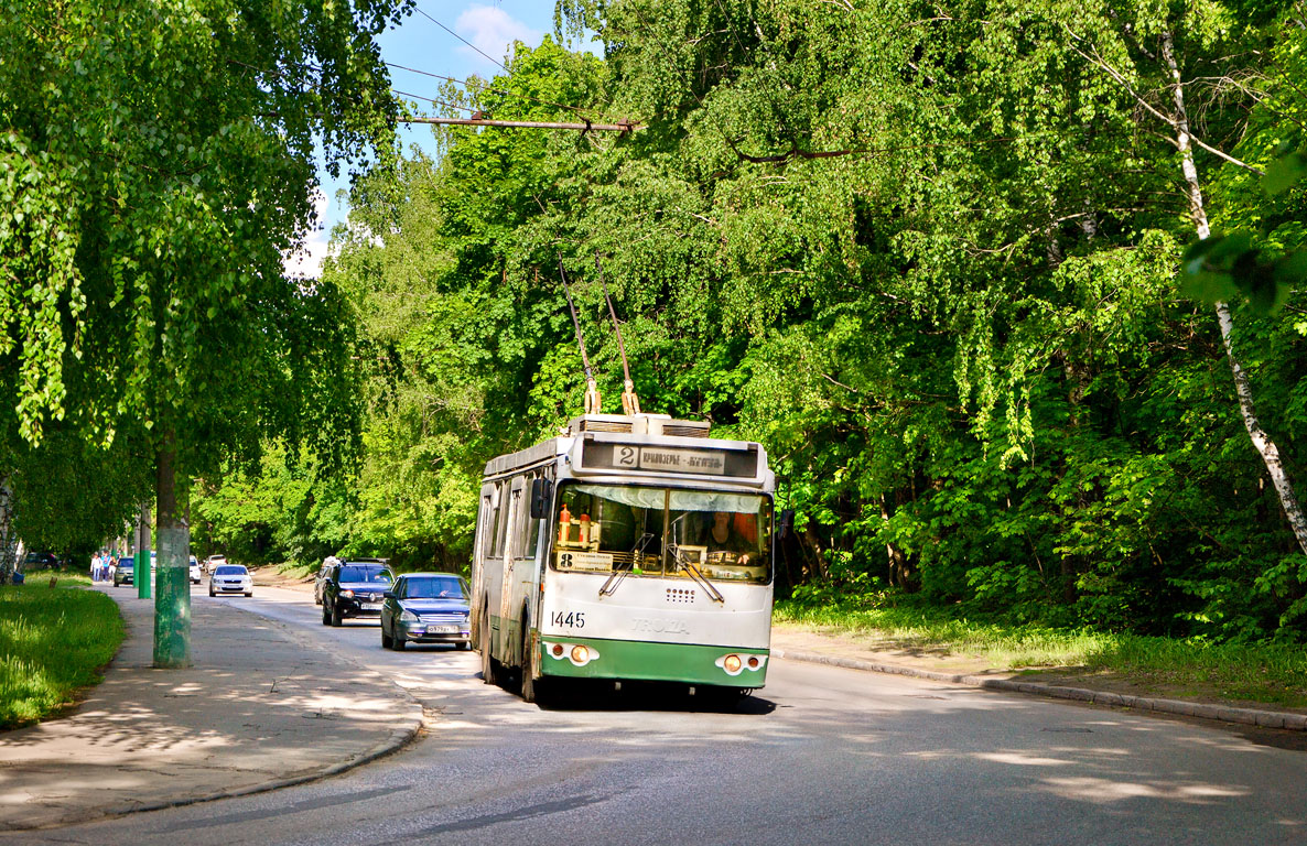 Пенза, ЗиУ-682Г-016 (017) № 1445