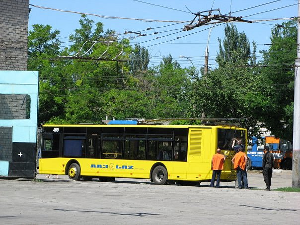 Херсон, ЛАЗ E183D1 № 489