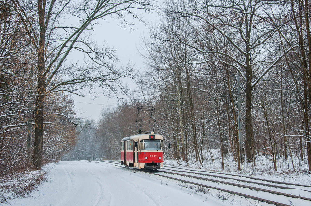 Киев, Tatra T3SU № 5744