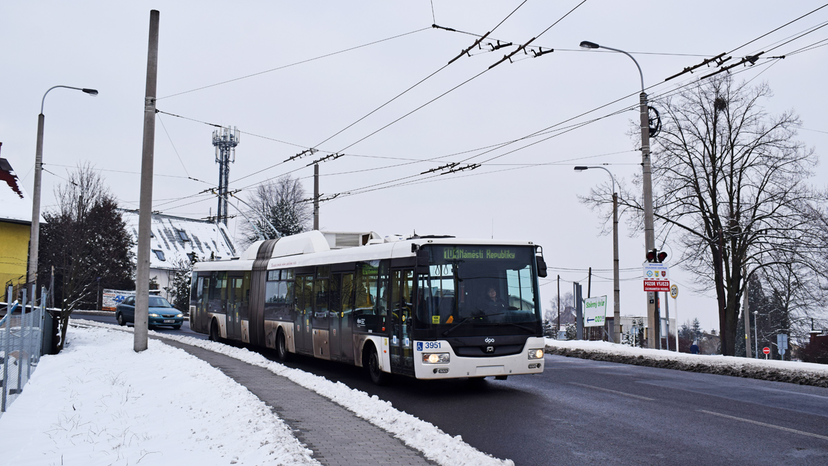 Ostrava, SOR TNB 18 № 3951 Ostrava, SOR TNB 18 № 3951