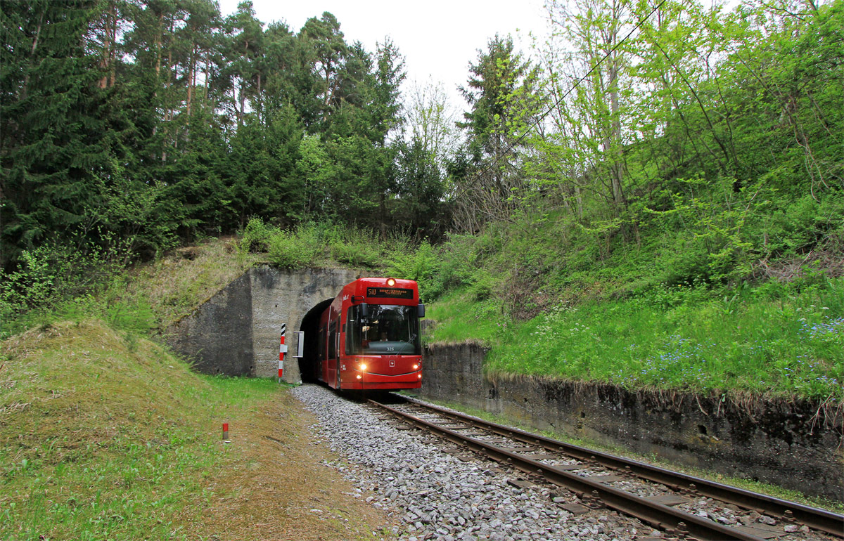 Инсбрук, Bombardier Flexity Outlook № 326; Инсбрук — Stubaitalbahn