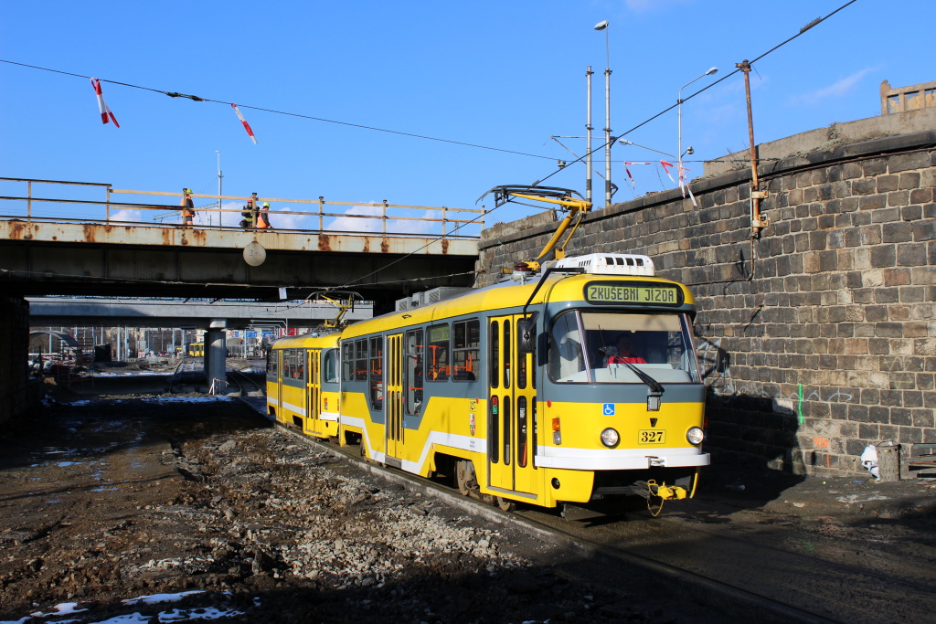 Пльзень, Tatra T3R.PLF № 327; Пльзень, Tatra T3R.P № 268