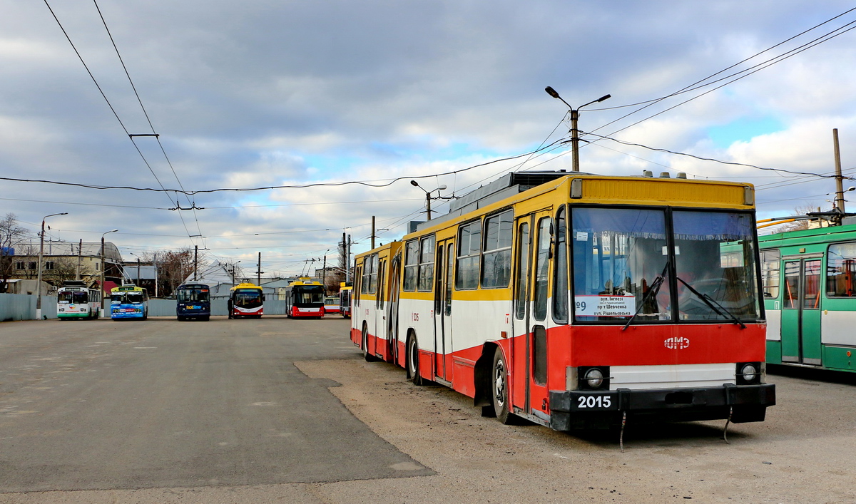 Одеса, ЮМЗ Т1 № 2015 Одеса, ЮМЗ Т1 № 2015