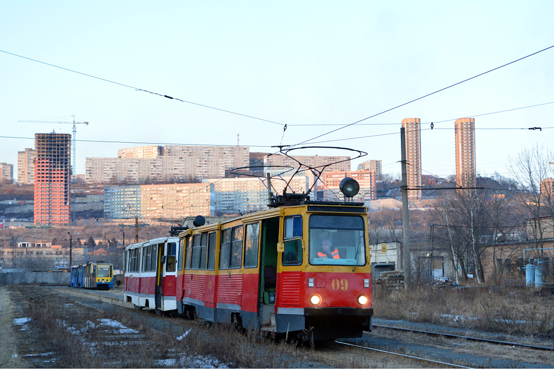 Владивосток, 71-605А № 09