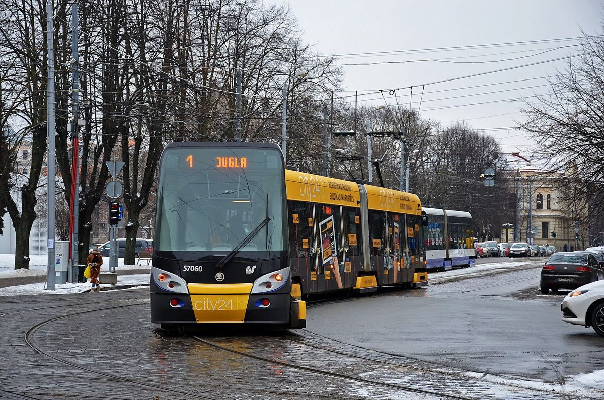 Рига, Škoda 15T ForCity Alfa Riga № 57060