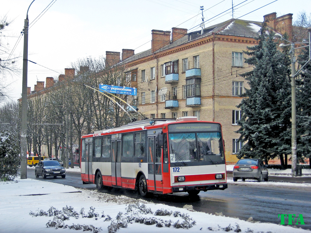 Ровно, Škoda 14Tr10/6 № 172