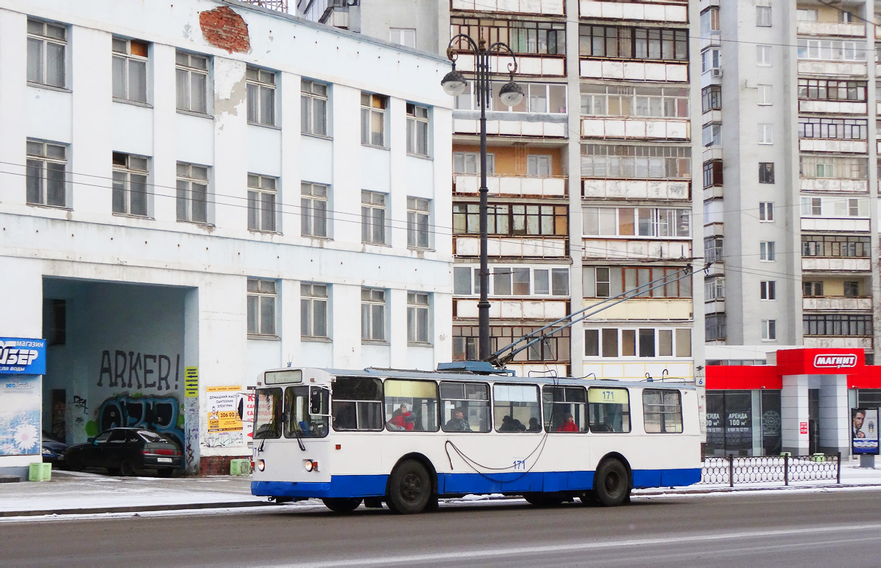Yekaterinburg, ZiU-682G [G00] Br. 171