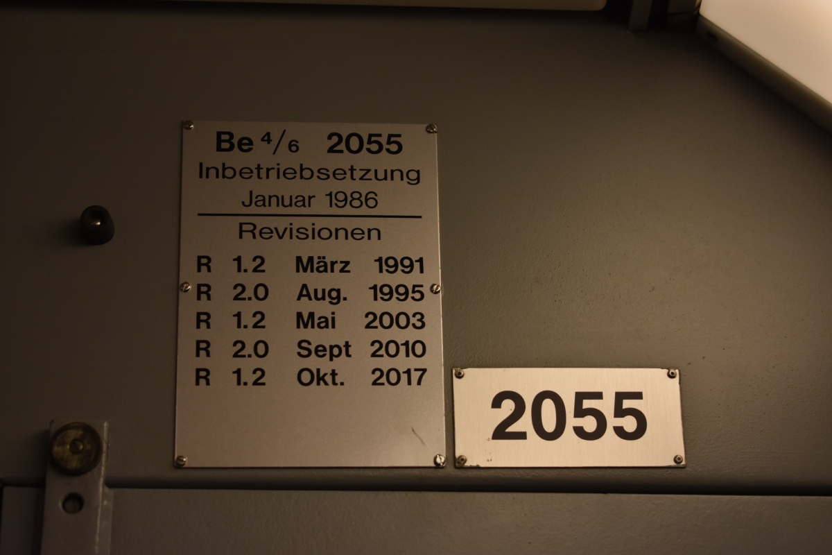 Zürich, SWP/SIG/BBC Be 4/6 "Tram 2000" č. 2055