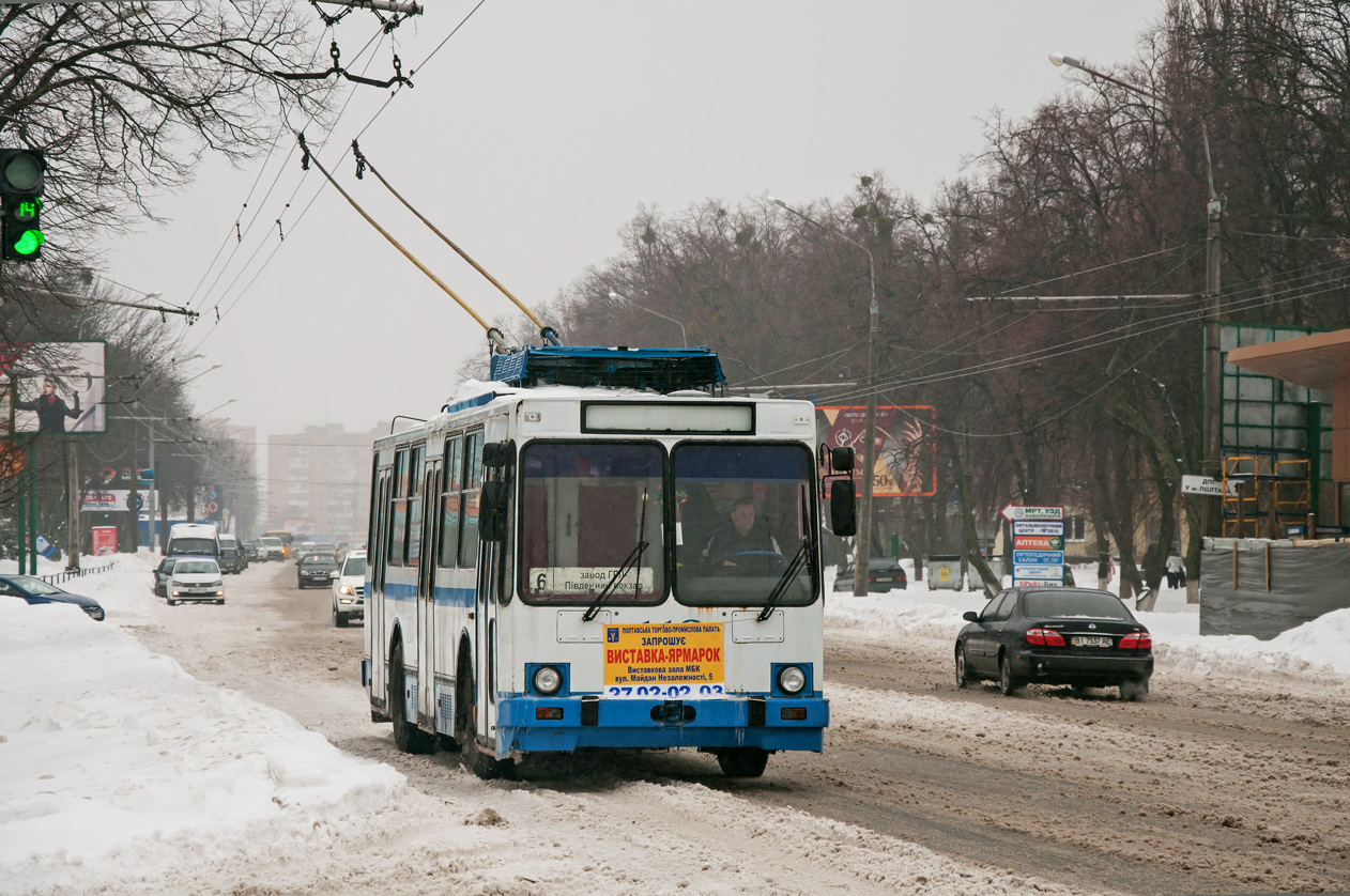 Полтава, ЮМЗ Т2 № 113