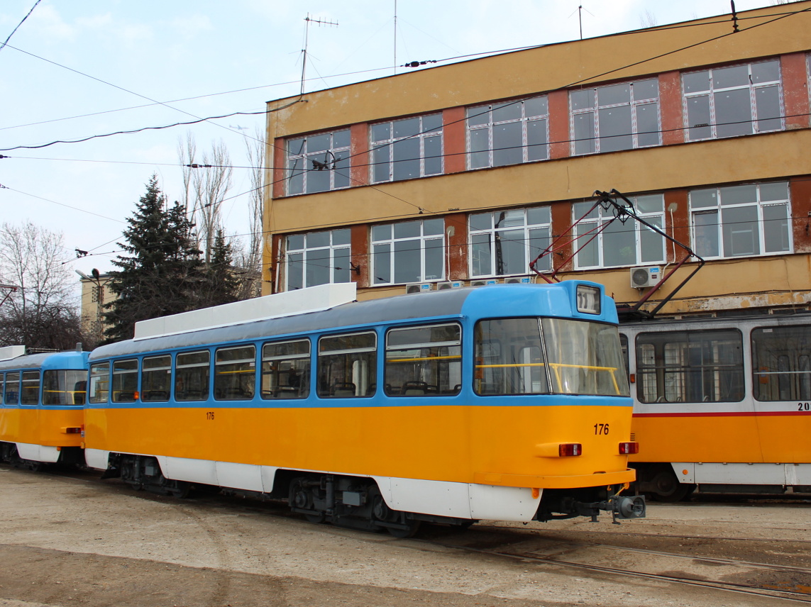 София, Tatra B4DC № 176