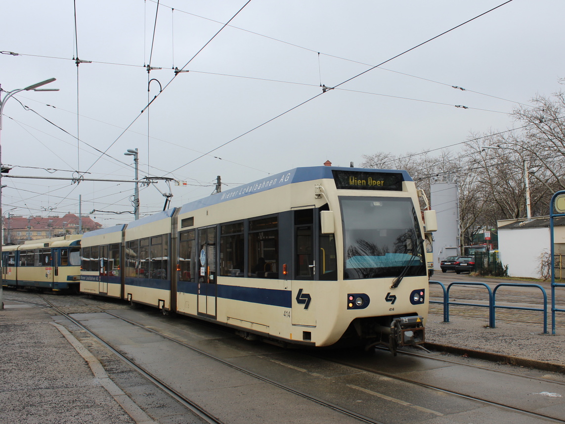 Bécs, Bombardier 400 — 414