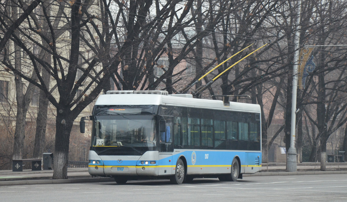 Алматы, YoungMan JNP6120GDZ (Neoplan Kazakhstan) № 1247