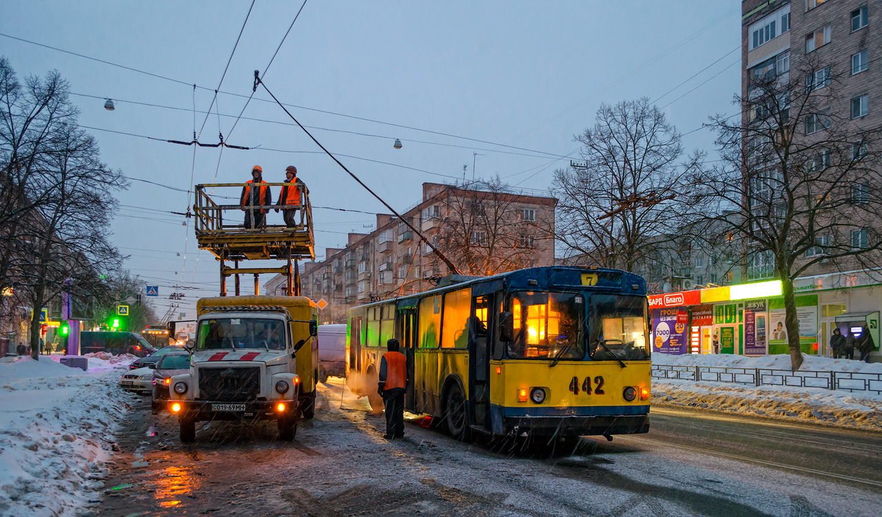 Чернигов, ЗиУ-682Г [Г00] № 442; Чернигов — Нештатные ситуации