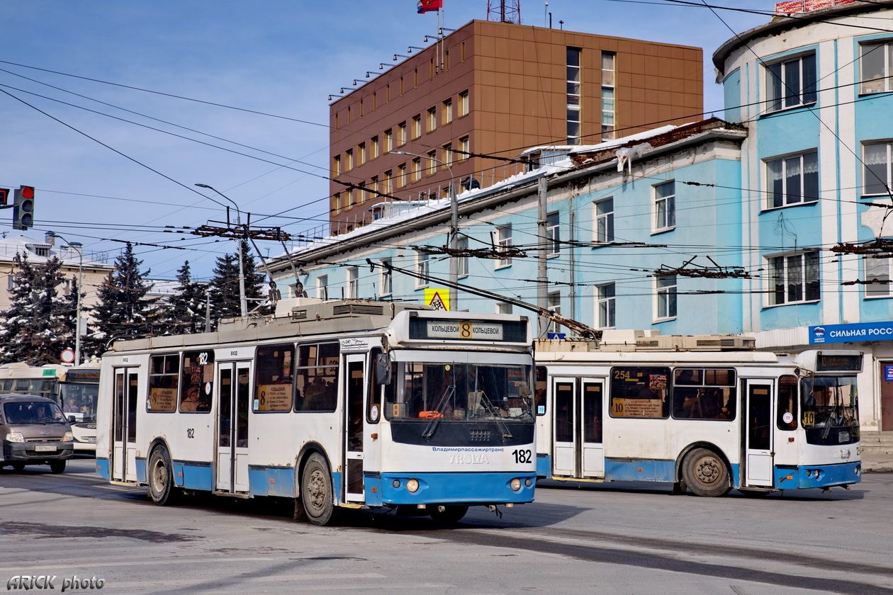 Владимир, ЗиУ-682Г-016.02 № 182