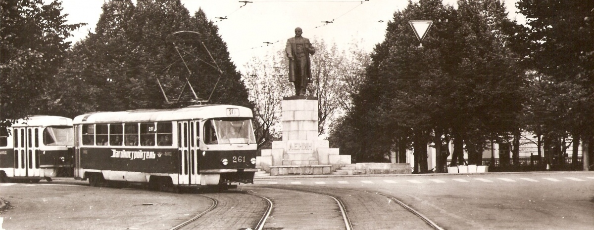 Тверь, Tatra T3SU (двухдверная) № 261; Тверь — Старые фотографии (1917—1991); Тверь — Трамвайные линии: Центральный район