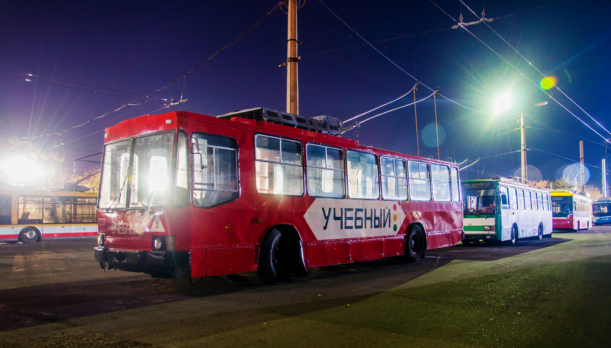 Одесса, ЮМЗ Т2 № 1001