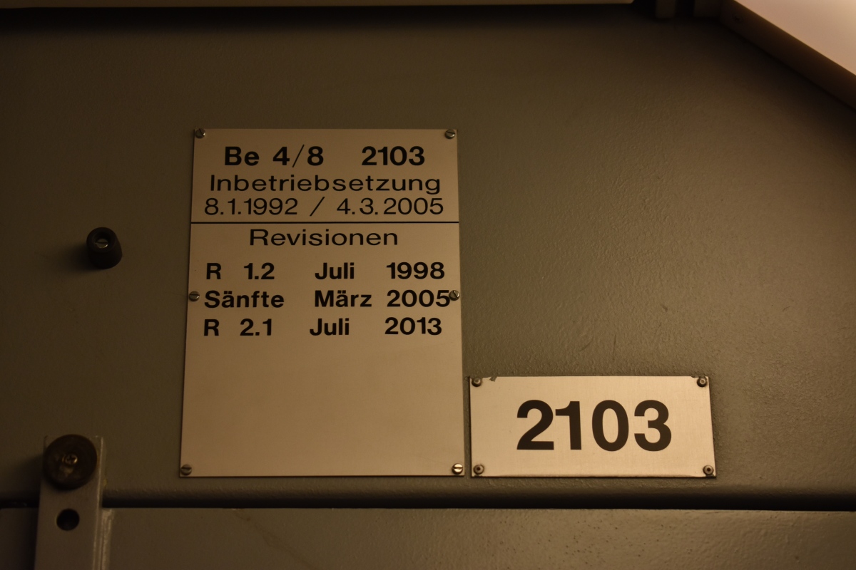 Цюрих, SWP/SIG/ABB Be 4/8 "Tram 2000 Sänfte" № 2103